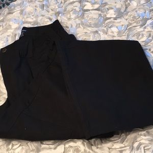 Woman’s 5.11 tactical pants